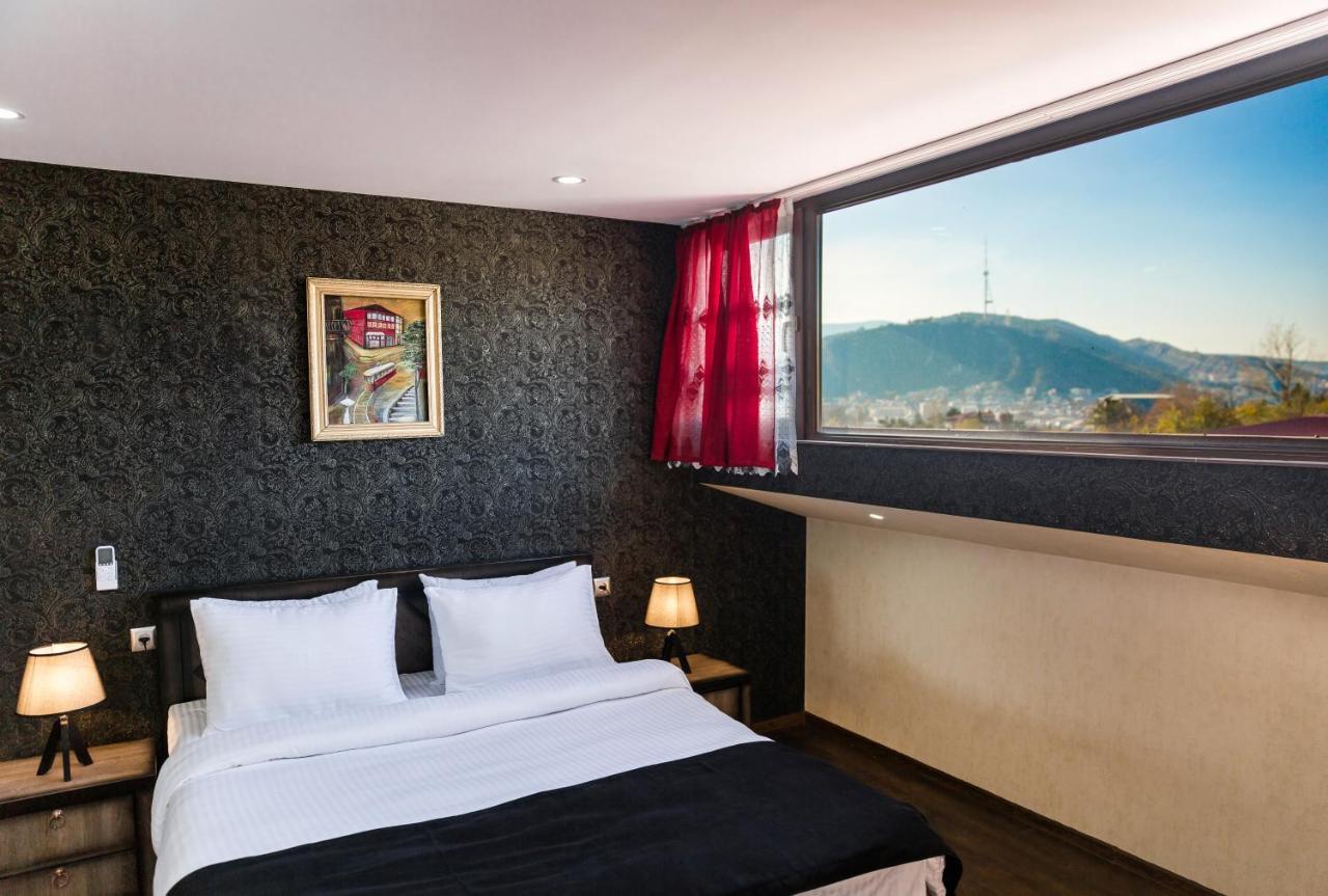 George Hotel Tbilisi Esterno foto