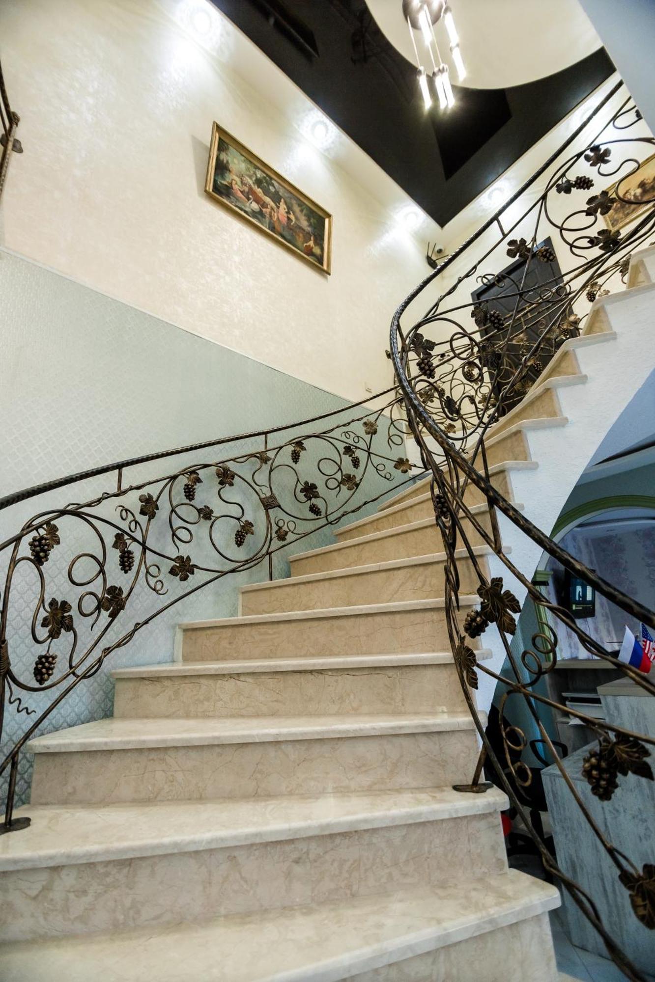 George Hotel Tbilisi Esterno foto
